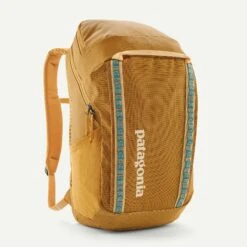 Patagonia "Black Hole Pack 32L" - Pufferfish Gold W/ Beeswax Tan