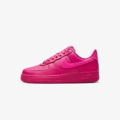 Nike "Air Force 1 '07" W - Fireberry / Fierce Pink