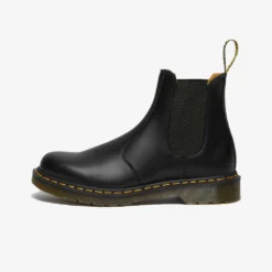 Dr. Martens "2976 YS Smooth Leather Chelsea Boot" W - Black