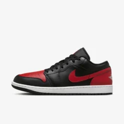 Air Jordan "1 Low" M - Black / Varsity Red