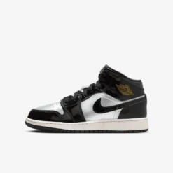 Air Jordan "1 Mid SE" GS - Black / Metallic Gold