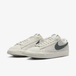 Nike "Blazer Low '77" W - Phantom / Vintage Green 5 Nike "Blazer Low '77" W - Phantom / Vintage Green -Manorphx Shop Nike 46a9e654 4e13 4a78 85dc f336a3439a4f