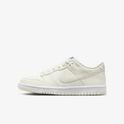 Nike "Dunk Low" GS - Sail / Game Royal