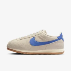 Nike "Cortez VNTG" W - Sandrift / Game Royal Muslin