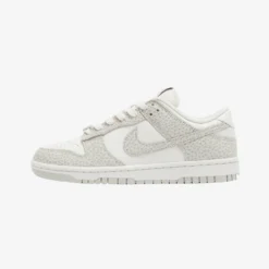 Nike "Dunk Low PRM" W - Phantom / Photon Dust