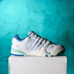 K-Swiss "SI-18" M - White / Teal / Orange -Manorphx Shop Si 18 International 09280 113 wht glxy blu lsh mdw vnlla ice oriole brmda SS25 Beauty 02 scaled