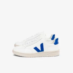 Veja "V-12 Leather " M - Extra White / Paros Blue