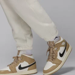 Jordan "Flight Fleece Pant" W - Sail 7 Jordan "Flight Fleece Pant" W - Sail -Manorphx Shop W J FLT FLC PANT 24 1 1