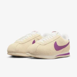 Nike "Cortez VNTG" W - Muslin / Viotech / Coconut Milk -Manorphx Shop air pegasus at shoe 23 1df8996d c25b 4419 b168 6ff11c640462