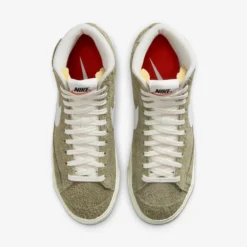 Nike "Blazer Mid '77" W - Medium Olive / Sail / Coconut Milk -Manorphx Shop air pegasus at shoe 70