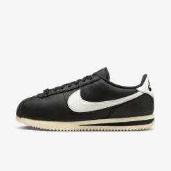 Nike "Cortez Premium" W - Black / Sail / Alabaster