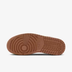 Air Jordan "1 Low SE" W - Legend Med Brown / Legend Coffee -Manorphx Shop air pegasus at shoe 7 82e585d6 94ec 4899 907b 4f87e0cbd876