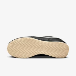 Nike "Cortez Premium" W - Black / Sail / Alabaster -Manorphx Shop air pegasus at shoe 8 c5ffac2d 4c58 40fd 91bf 5dbdfc1c8709