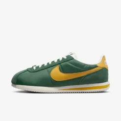 Nike "Cortez TXT" M - Gorge Green / Yellow Ochre / Sail