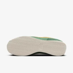 Nike "Cortez TXT" M - Gorge Green / Yellow Ochre / Sail 9 Nike "Cortez TXT" M - Gorge Green / Yellow Ochre / Sail -Manorphx Shop air pegasus at shoe 7 52d50326 0ccb 4618 a09f 4aaadd18e526