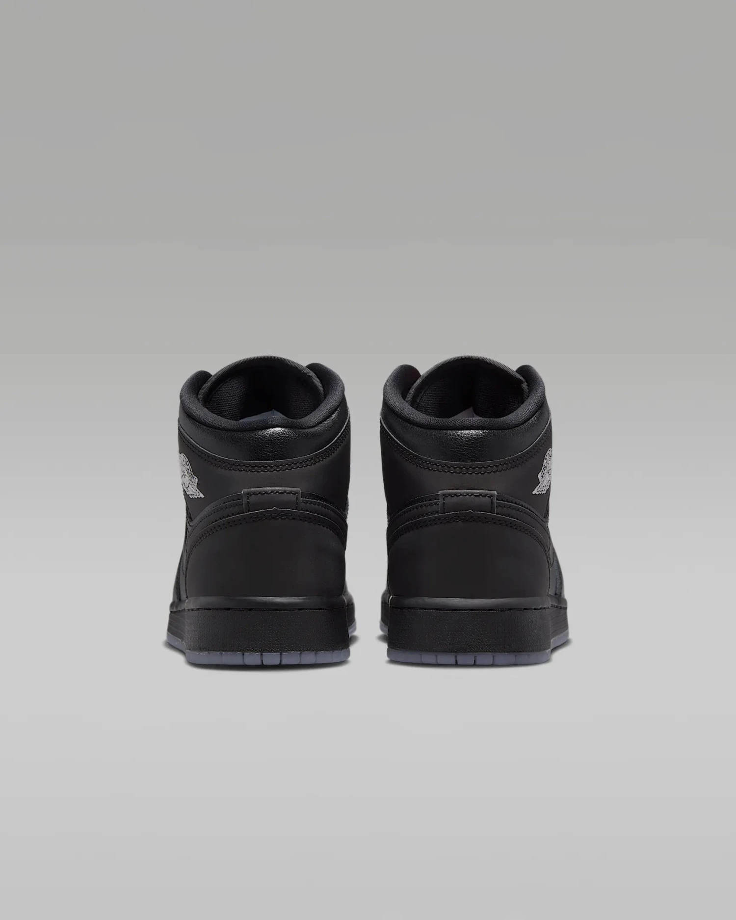 Air Jordan "1 Mid SE" GS - Black / Black / White / Wolf Grey 3 Air Jordan "1 Mid SE" GS - Black / Black / White / Wolf Grey - Image 3