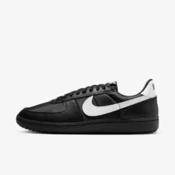 Nike "Field General '82" M - Black / White