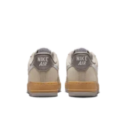 Nike "Air Force 1 '07 " W - Light Khaki / White / Gum Yellow -Manorphx Shop khaki3