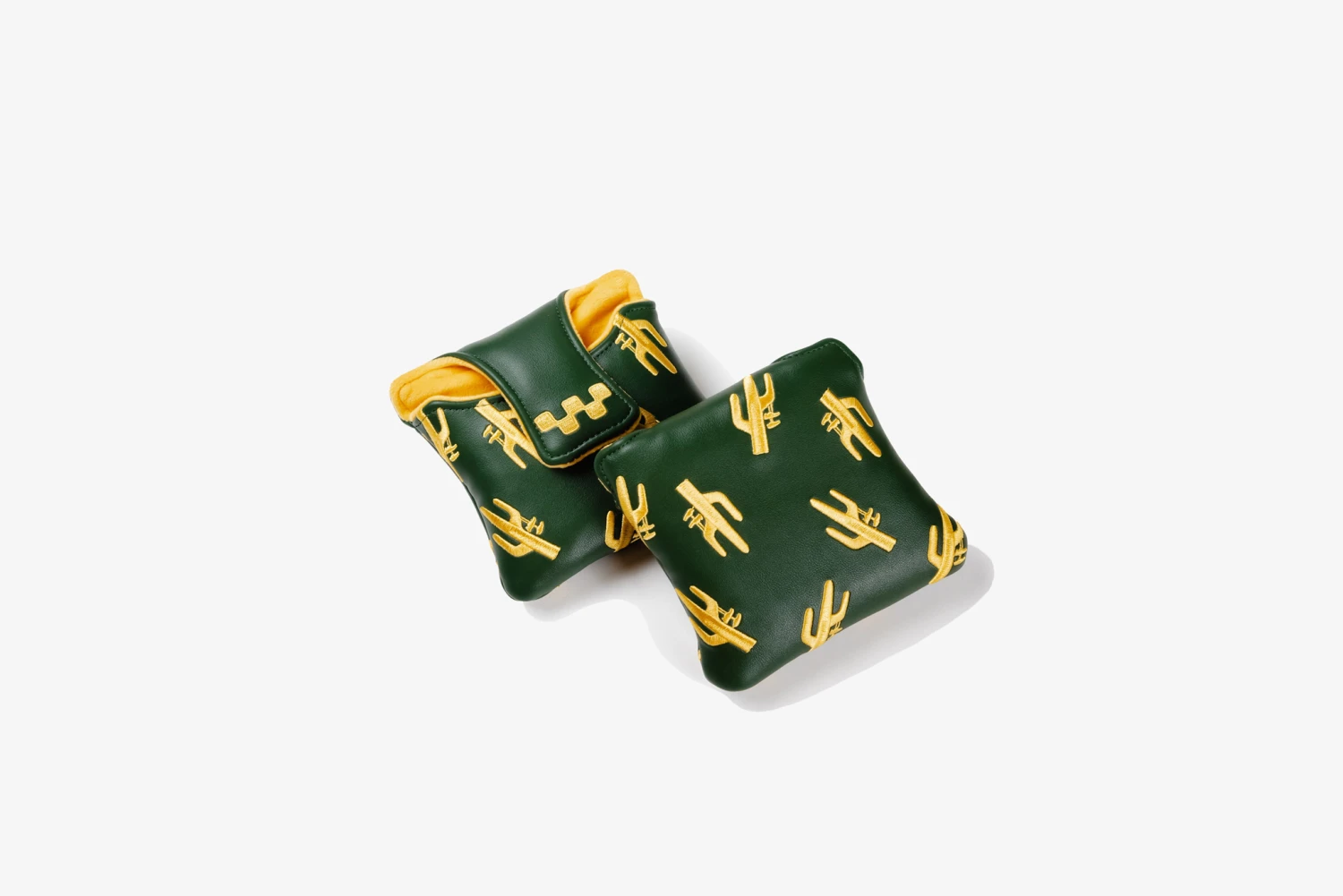 Devereux X Manor "Hang Time Mallet Putter Cover" - Green / Yellow 1 Devereux X Manor "Hang Time Mallet Putter Cover" - Green / Yellow
