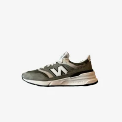 New Balance "997R" M - Green / White