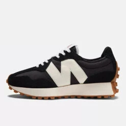 New Balance "327" W - Black / White